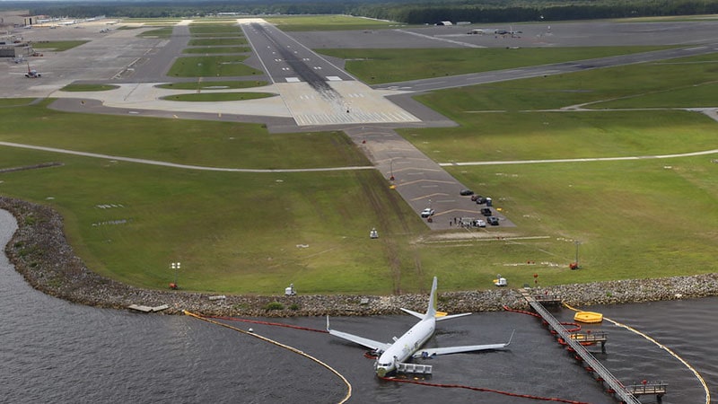 Miami Air International Boeing 737