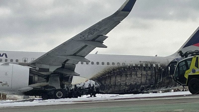 estado airbus a320 neo latam choque contra camión bomberos lima accidentes aéreos 2022